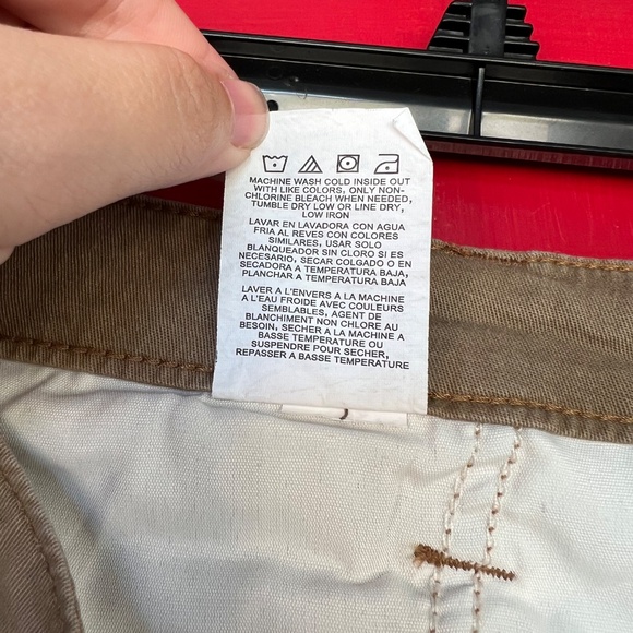 Men's Wrangler Cargo Work Pants 30x32' - Picture 12 of 12